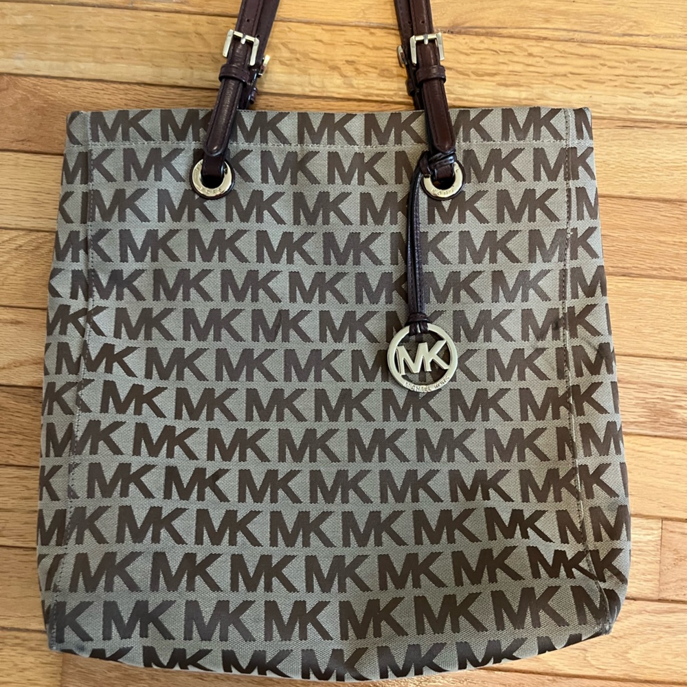 Michael Kors tote bag